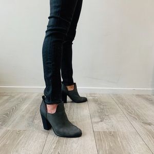Black Cutout Booties 🔥